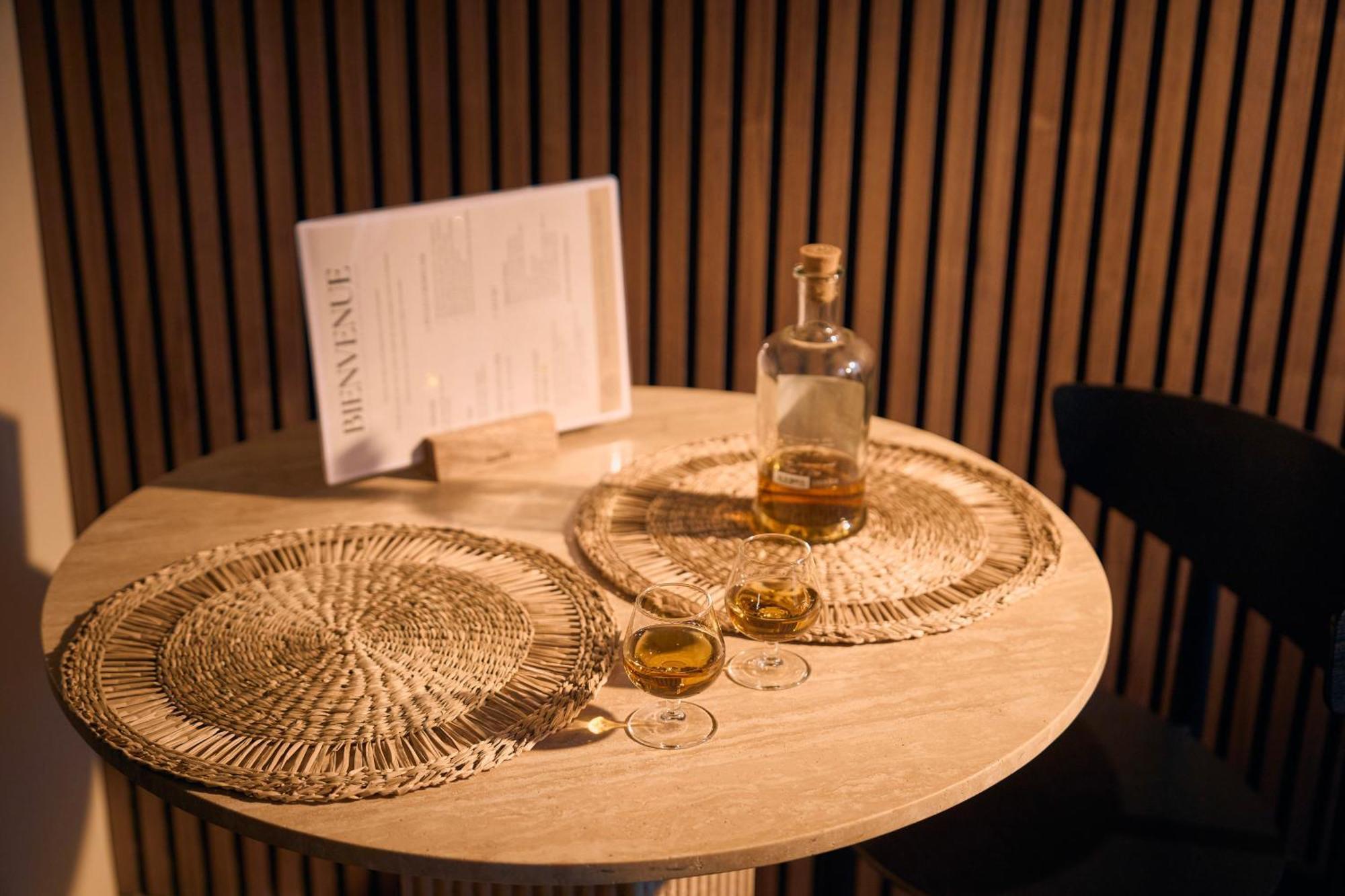 Suite Atypique - Jacuzzi Privatif En Centre Ville De Cognac Eksteriør bilde