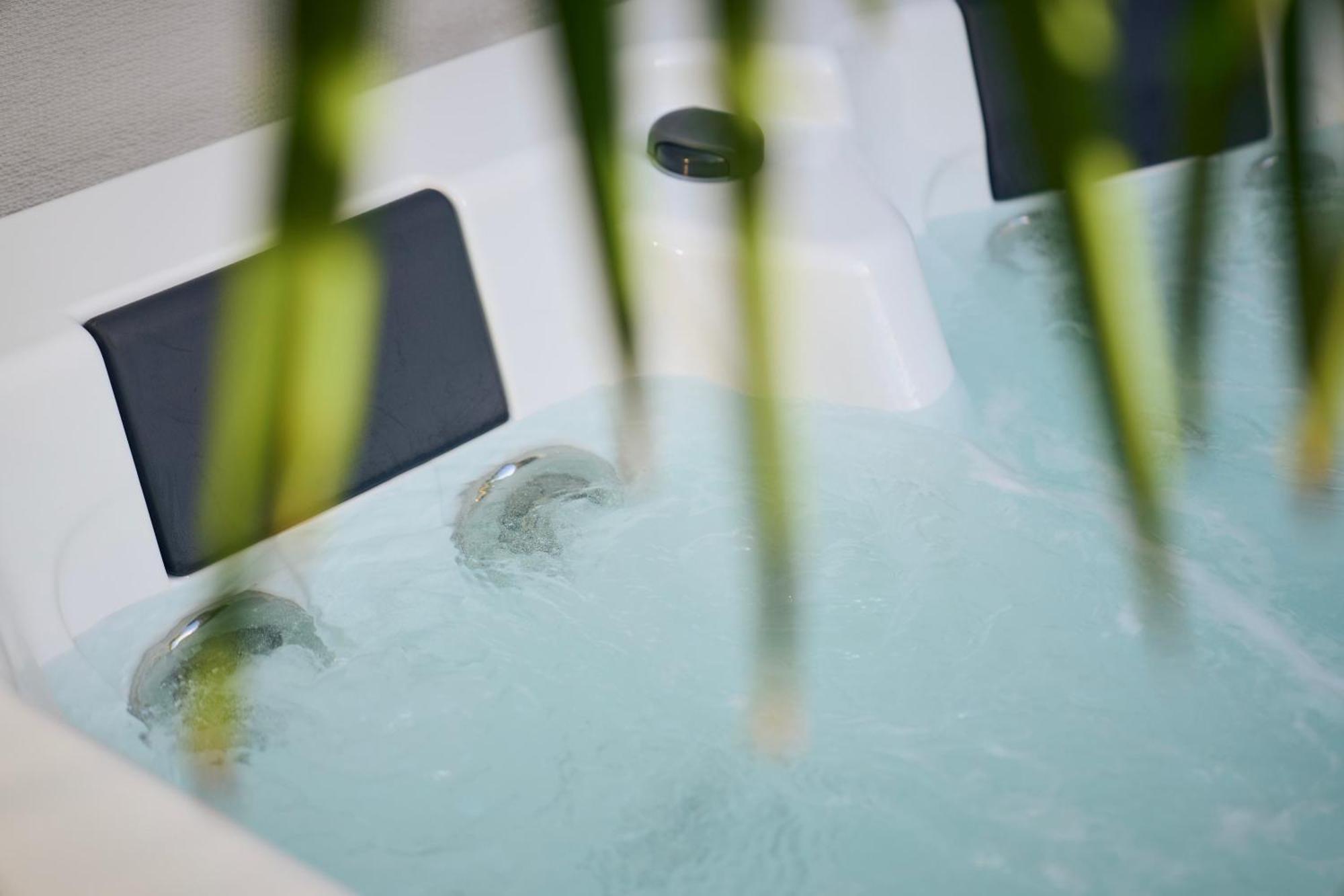 Suite Atypique - Jacuzzi Privatif En Centre Ville De Cognac Eksteriør bilde